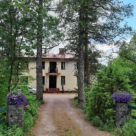 Peaceful Pernaja Bed & Breakfast Garpgard Bagian luar foto